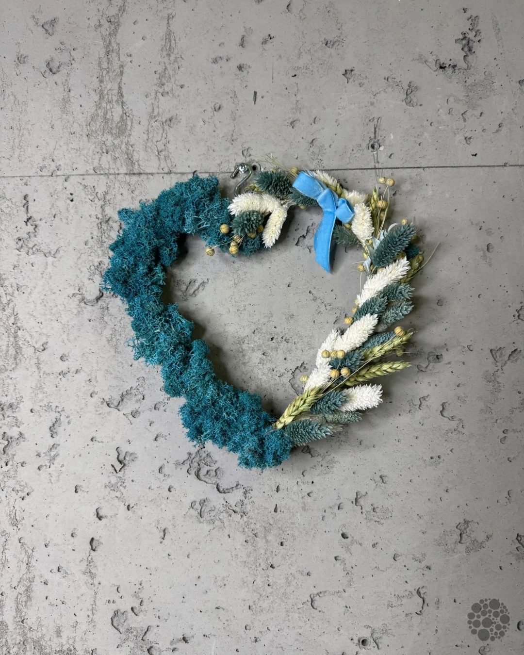 LAGOON HEART – vista frontale su sfondo grigio, larghezza: circa 250 mm; altezza: circa 200 mm